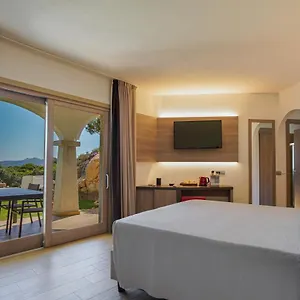 Your Lovely And Elegant With Garden Sea View Hébergement de vacances La Maddalena (Sassari)