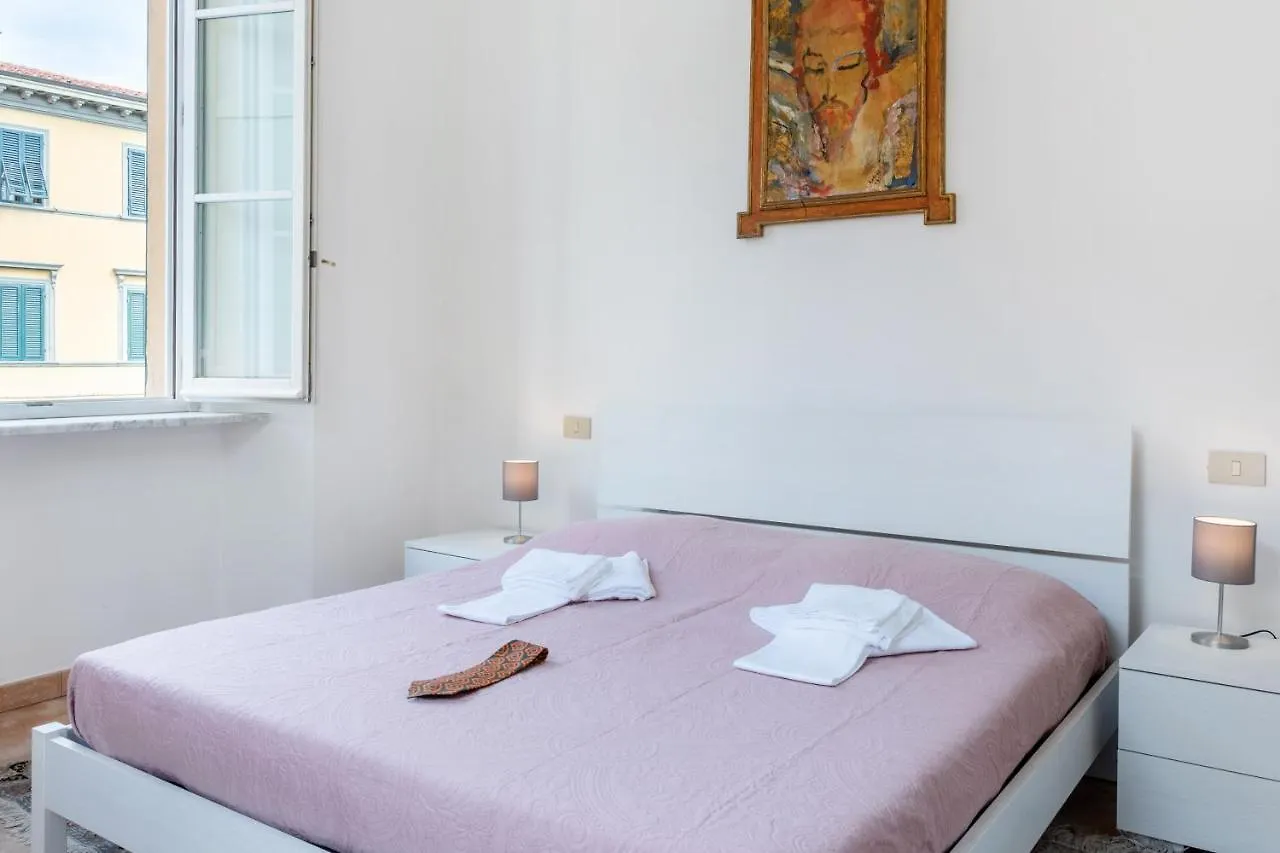 Borgo Stretto Bright Apartments بيزا