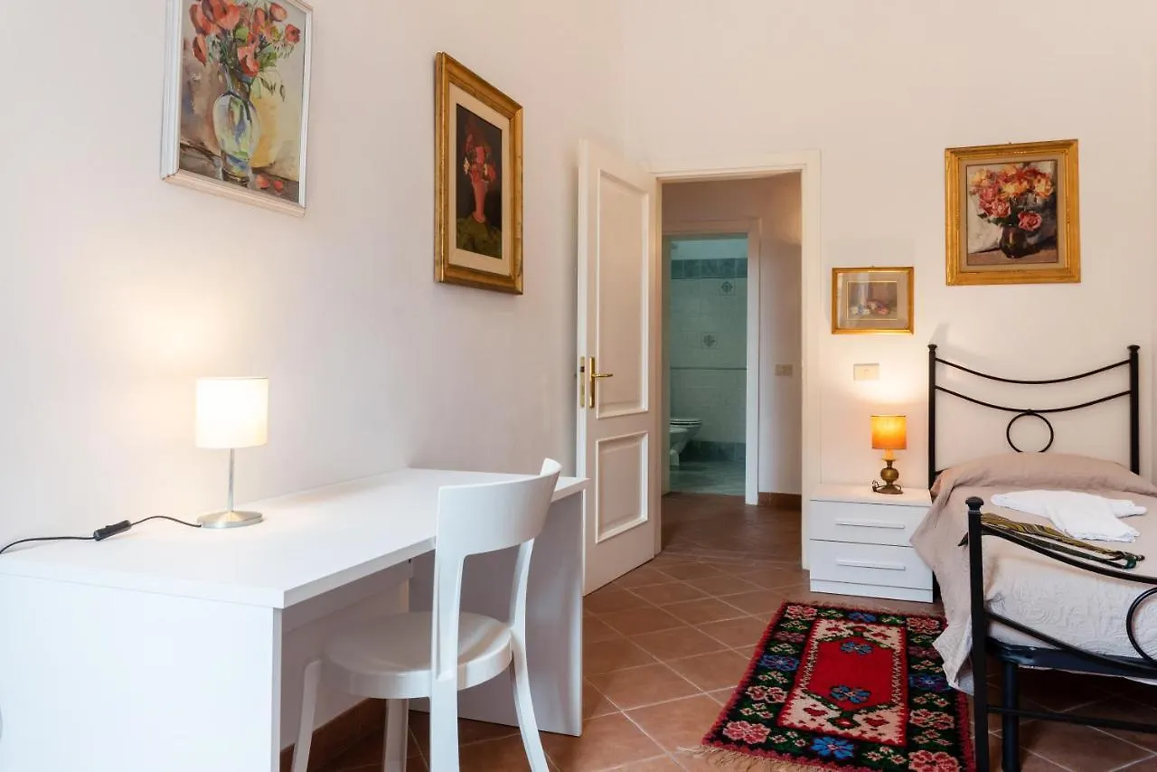 Borgo Stretto Bright Apartments بيزا 0*,  إيطاليا