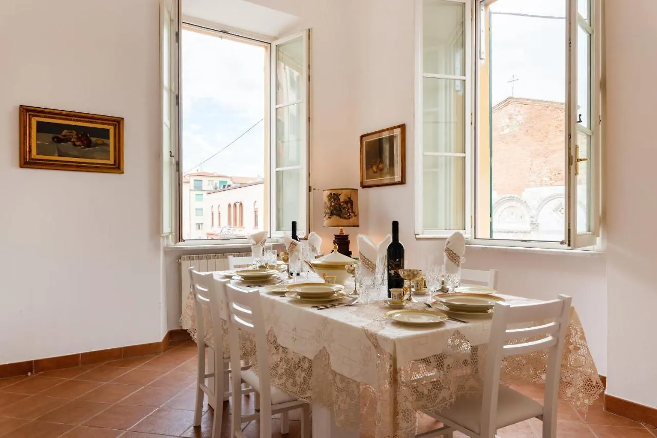 Borgo Stretto Bright Apartments بيزا 0*,  إيطاليا