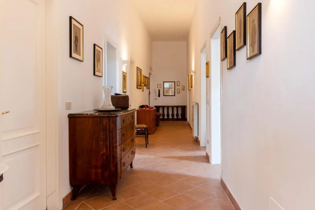 Borgo Stretto Bright Apartments بيزا