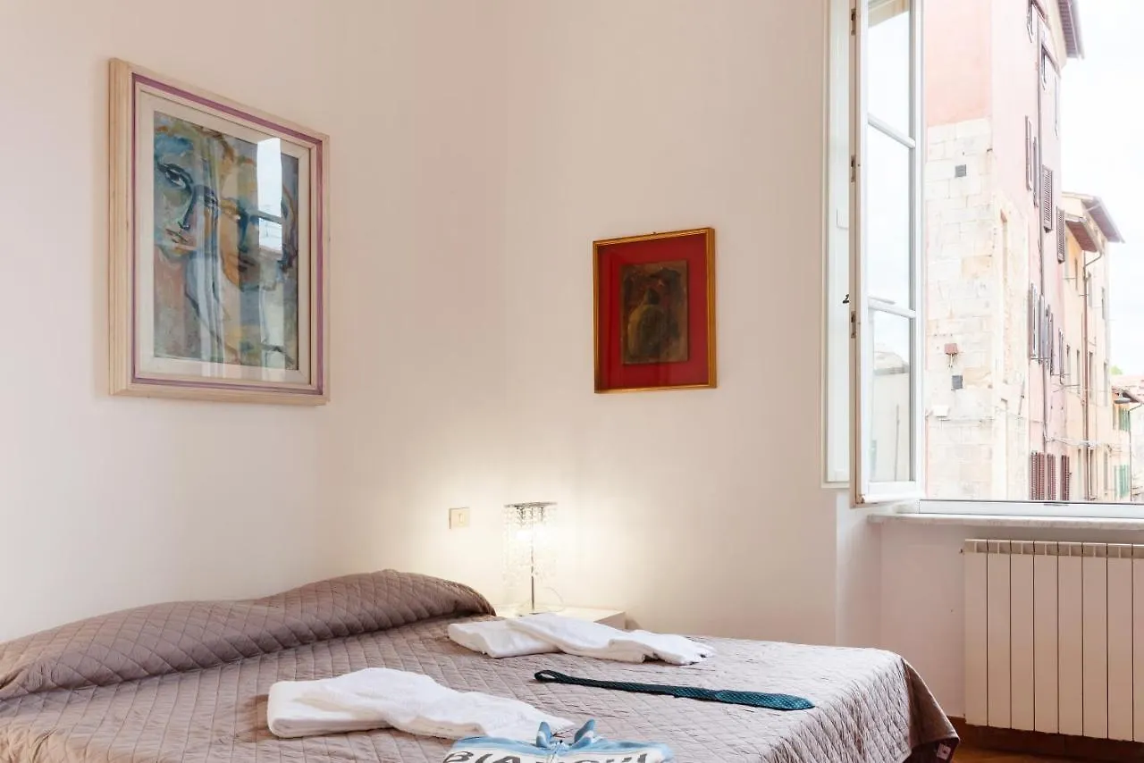 Borgo Stretto Bright Apartments Pise